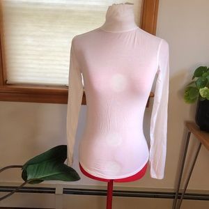 Kit and Ace Turtleneck